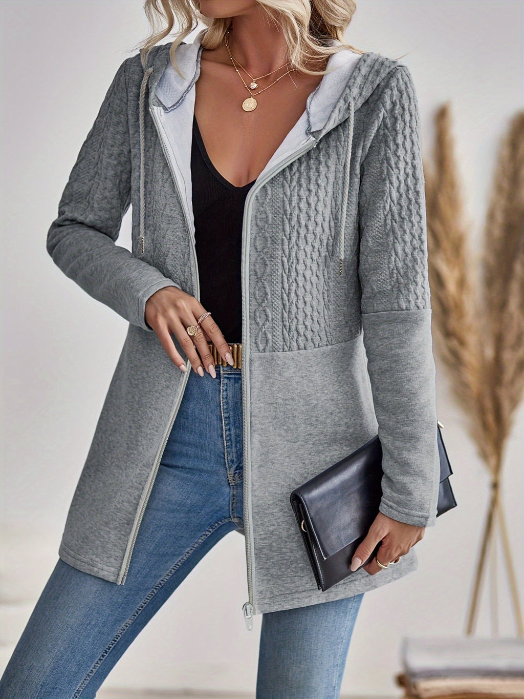 VESPARA™ | Women's Hoodie with Zipper